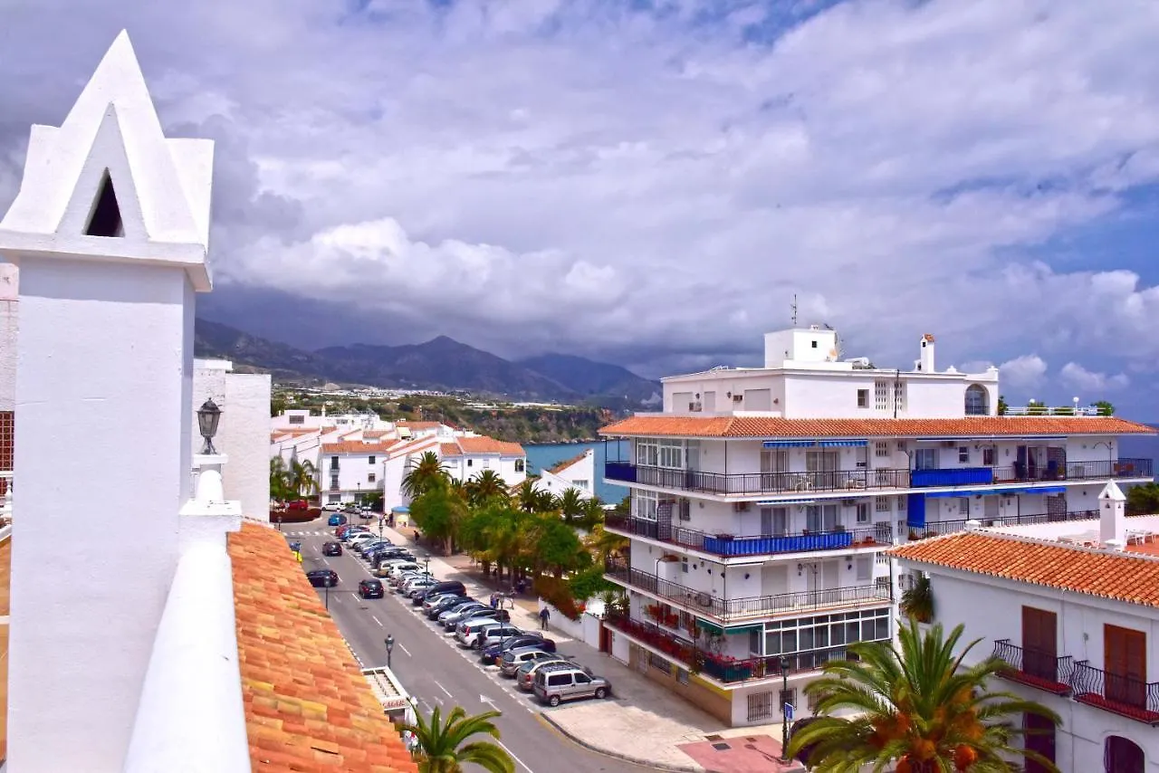 Nerja Center Apartment With Sea View 0*,